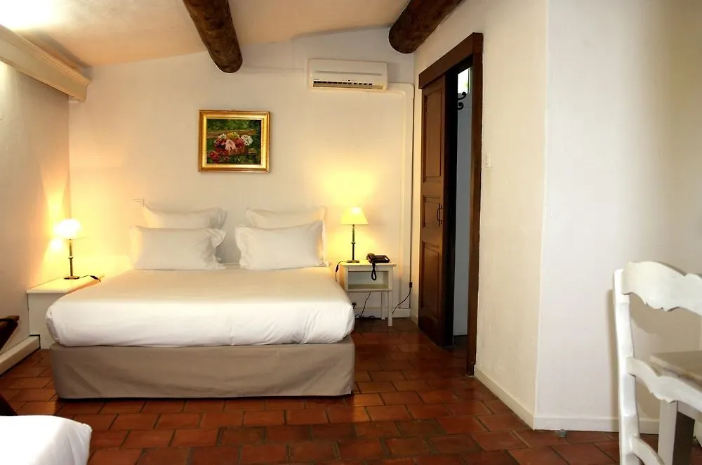 Hotel Mas De Cure Bourse LʼIsle-sur-la-Sorgue
