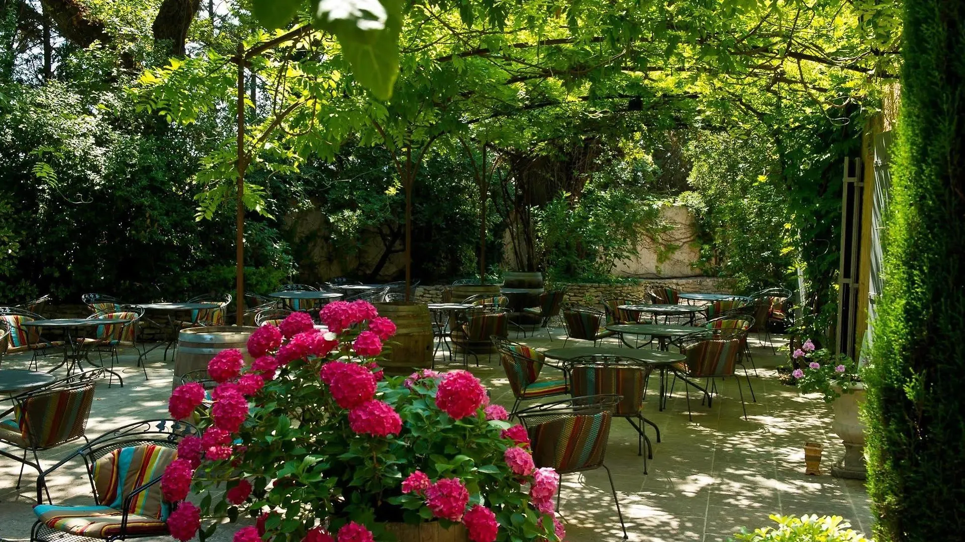 Hotel Mas De Cure Bourse LʼIsle-sur-la-Sorgue